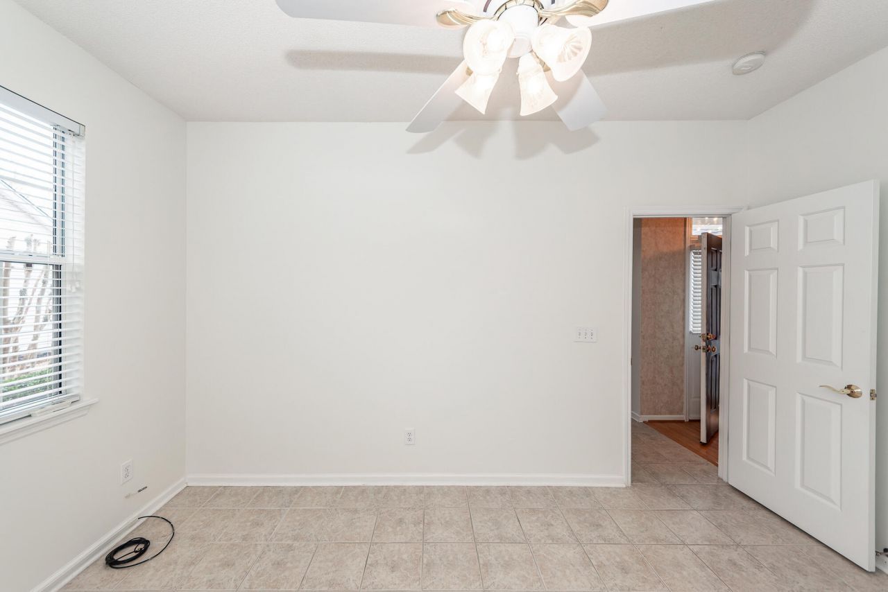 6044 Fieldstone Circle Photo 40