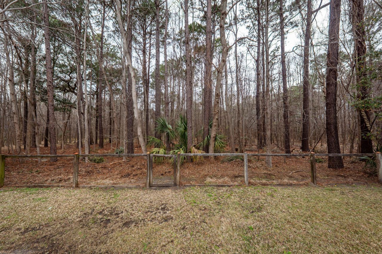 6044 Fieldstone Circle Photo 51