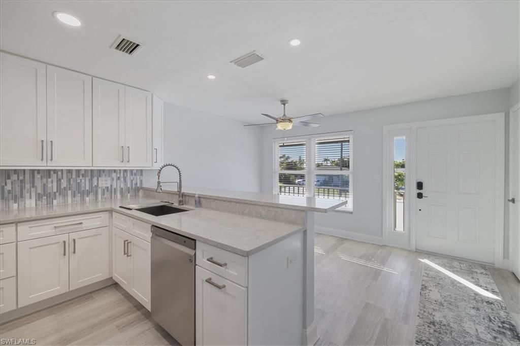 4211 SE 19th Pl, Unit 2B, Cape Coral, FL 33904 Photo