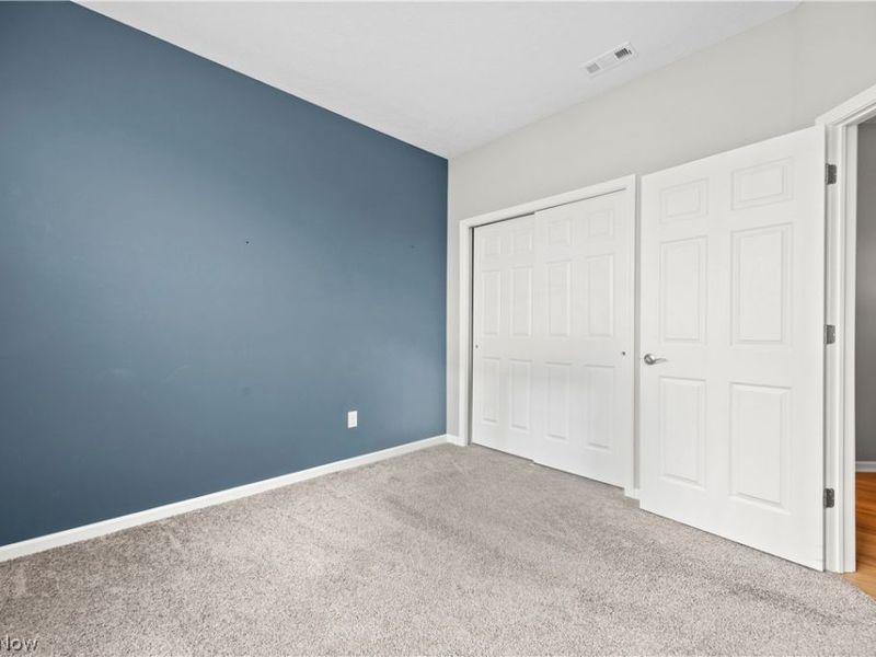 292 Kensington Way, Elyria, OH 44035 Photo 6