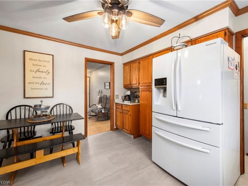 965 Gulf Road, Elyria, OH 44035 Photo 10