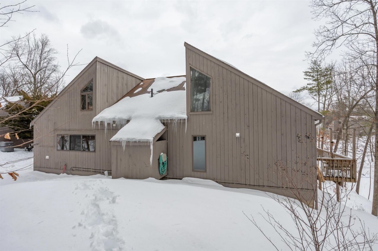 44 Coburn Woods Avenue, Unit 44, Nashua, NH 03063 Main Photo