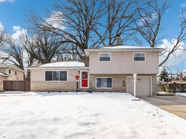 827 Inwood Place, Columbus, OH 43224