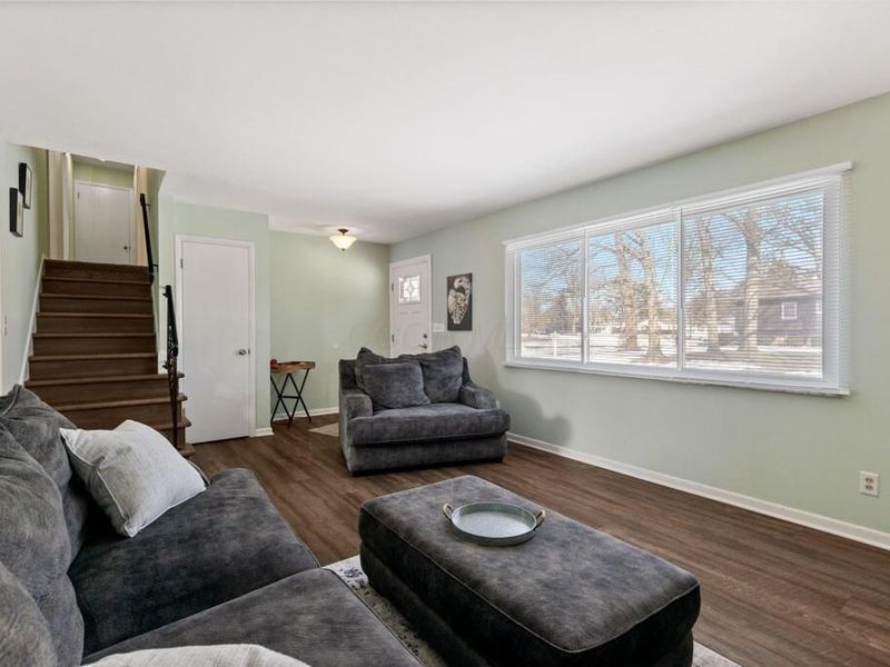 827 Inwood Place, Columbus, OH 43224 Photo 10