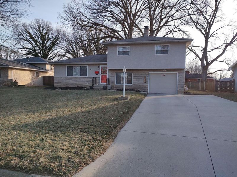 827 Inwood Place, Columbus, OH 43224 Photo 4