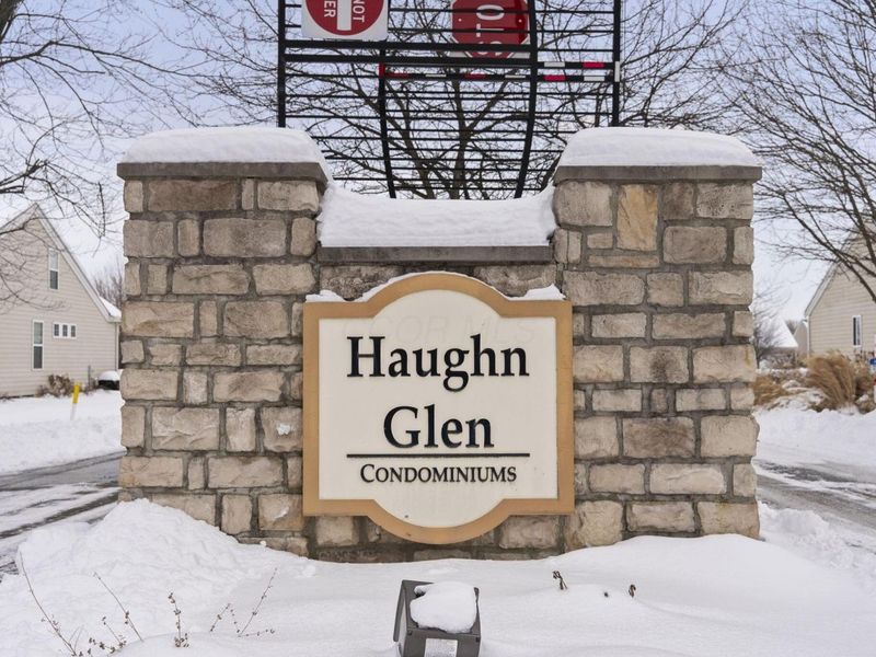 5032 Apple Glen Trail, Unit 59, Grove City, OH 43123 Photo 2