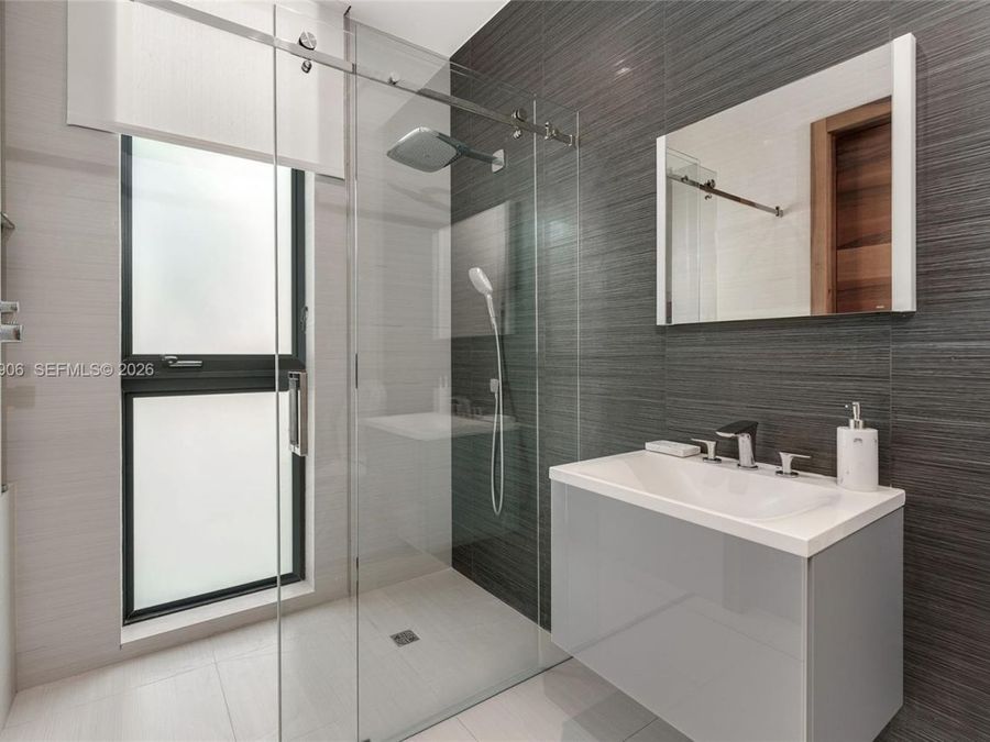 Property Image 67