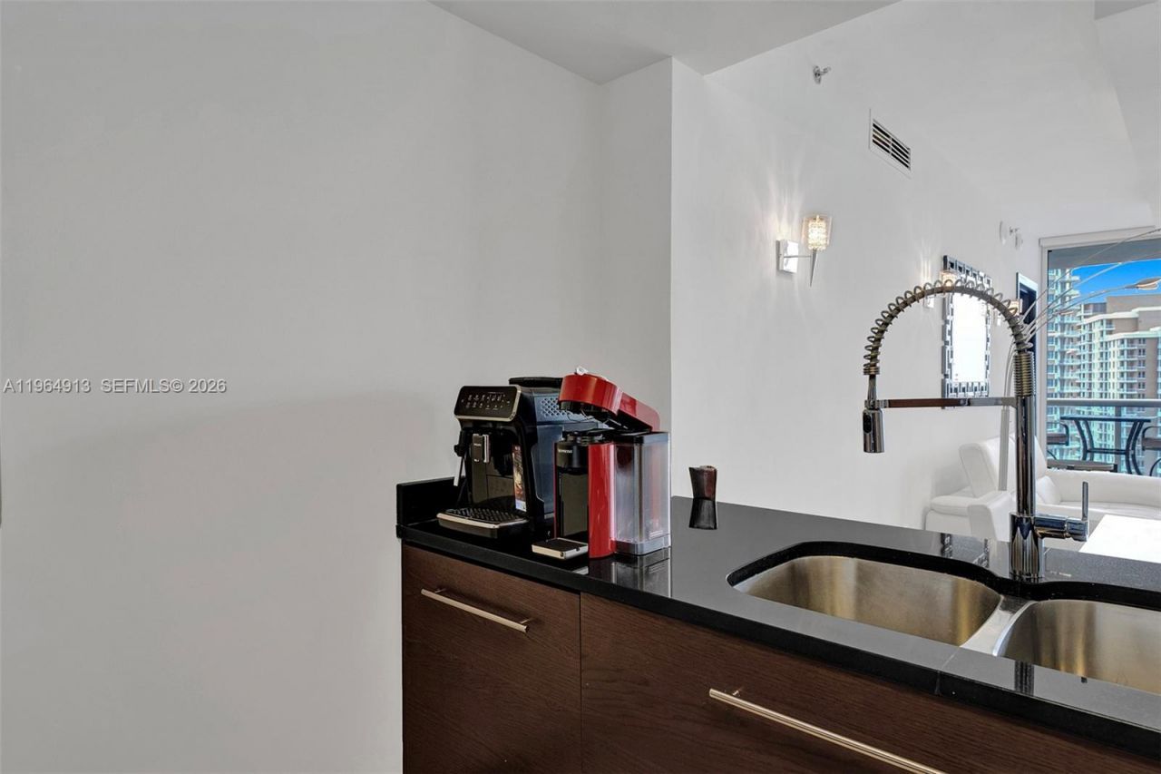 465 Brickell Ave , Unit 1905, Miami, FL 33131 Photo