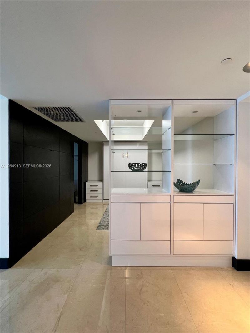 465 Brickell Ave , Unit 1905, Miami, FL 33131 Photo