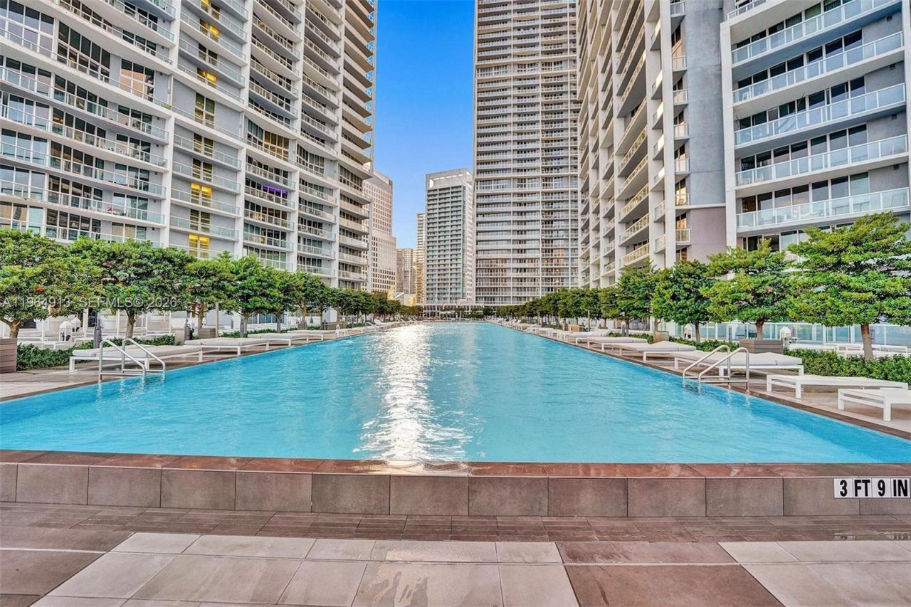 465 Brickell Ave , Unit 1905, Miami, FL 33131 Photo