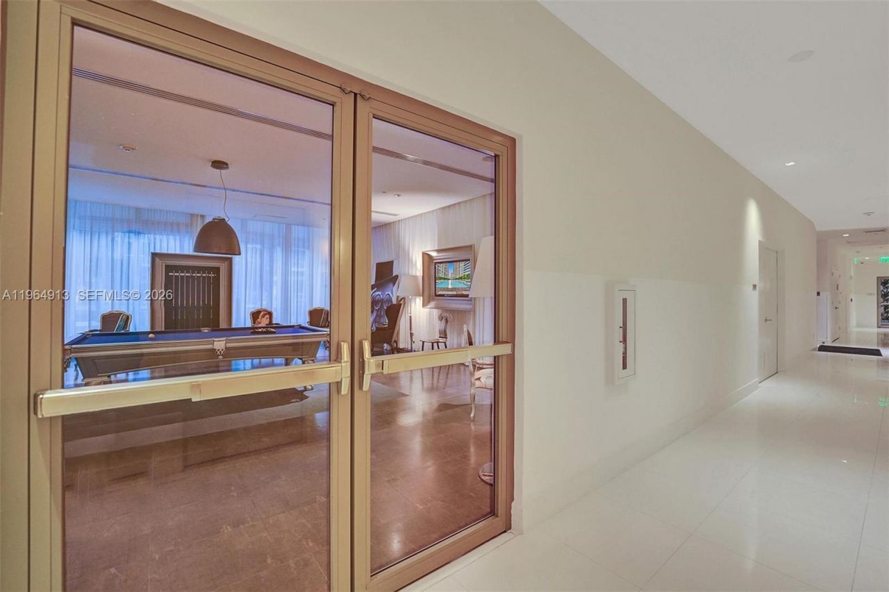 465 Brickell Ave , Unit 1905, Miami, FL 33131 Photo