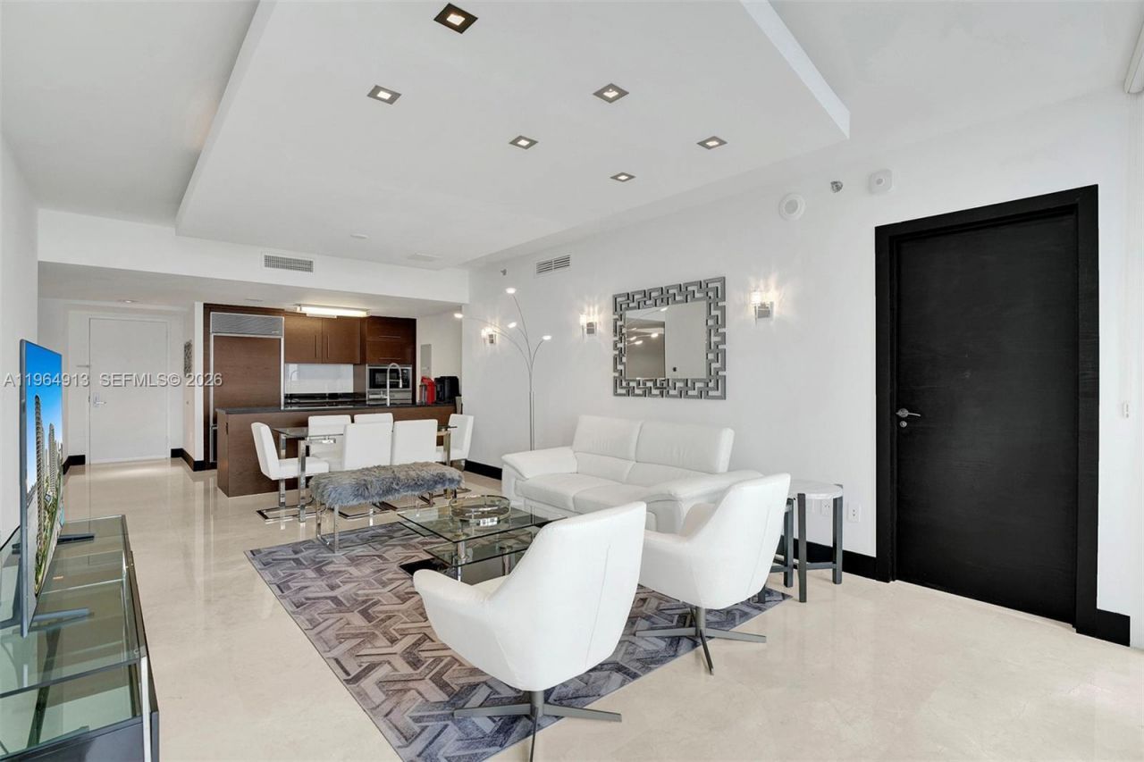 465 Brickell Ave , Unit 1905, Miami, FL 33131 Photo