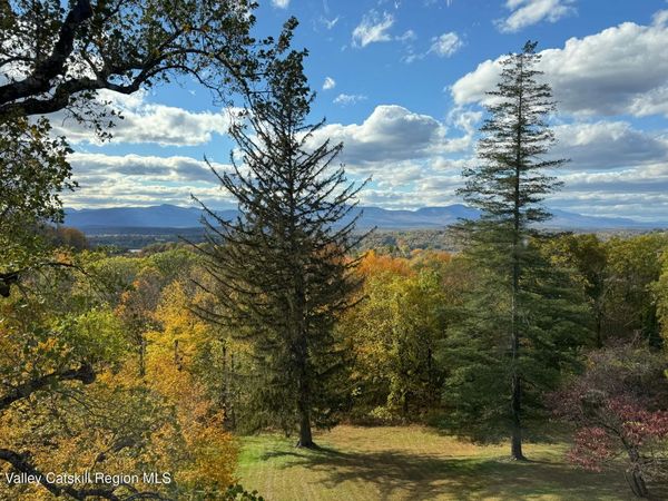 4317 Ny 23 , Hudson, NY 12534