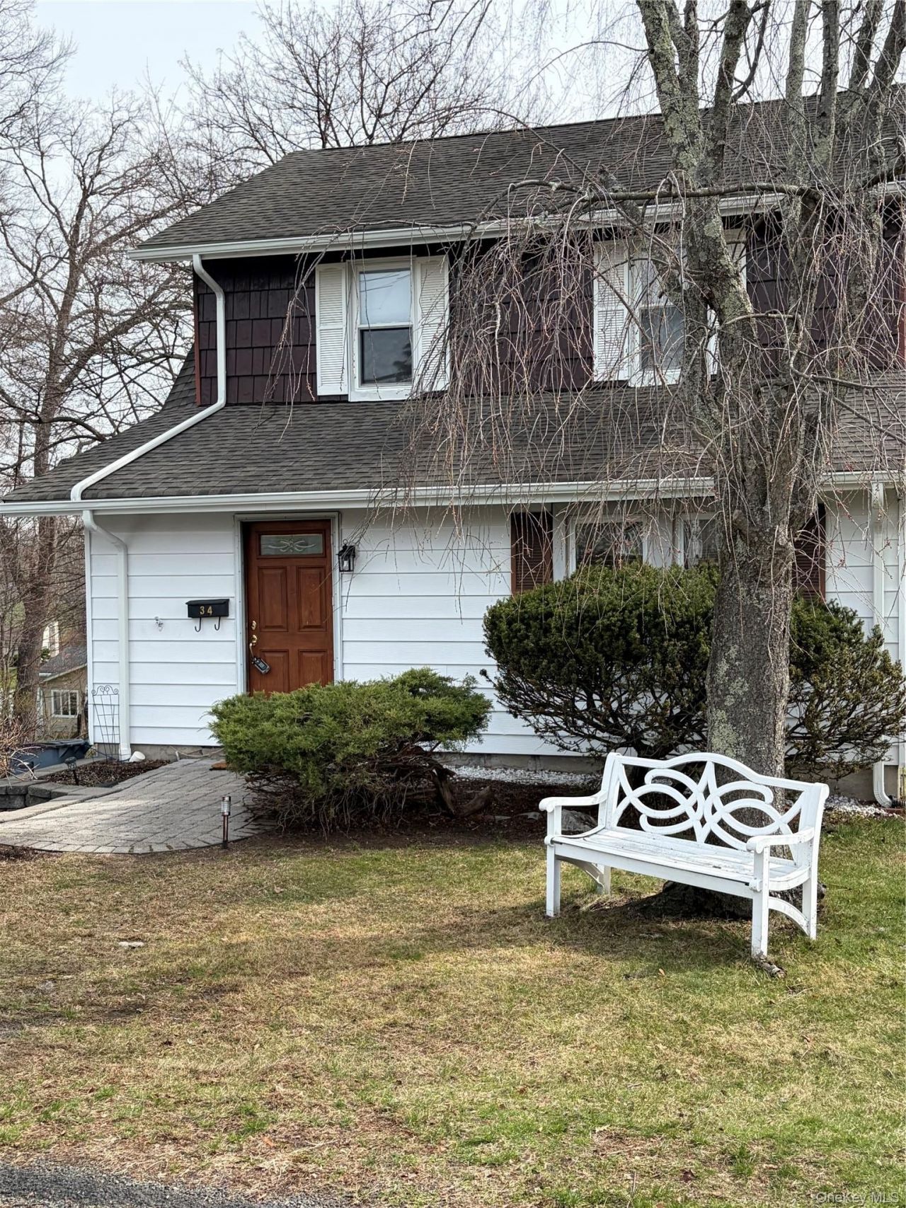 34 Mountainview Avenue, Pearl River, NY 10965 Main Photo
