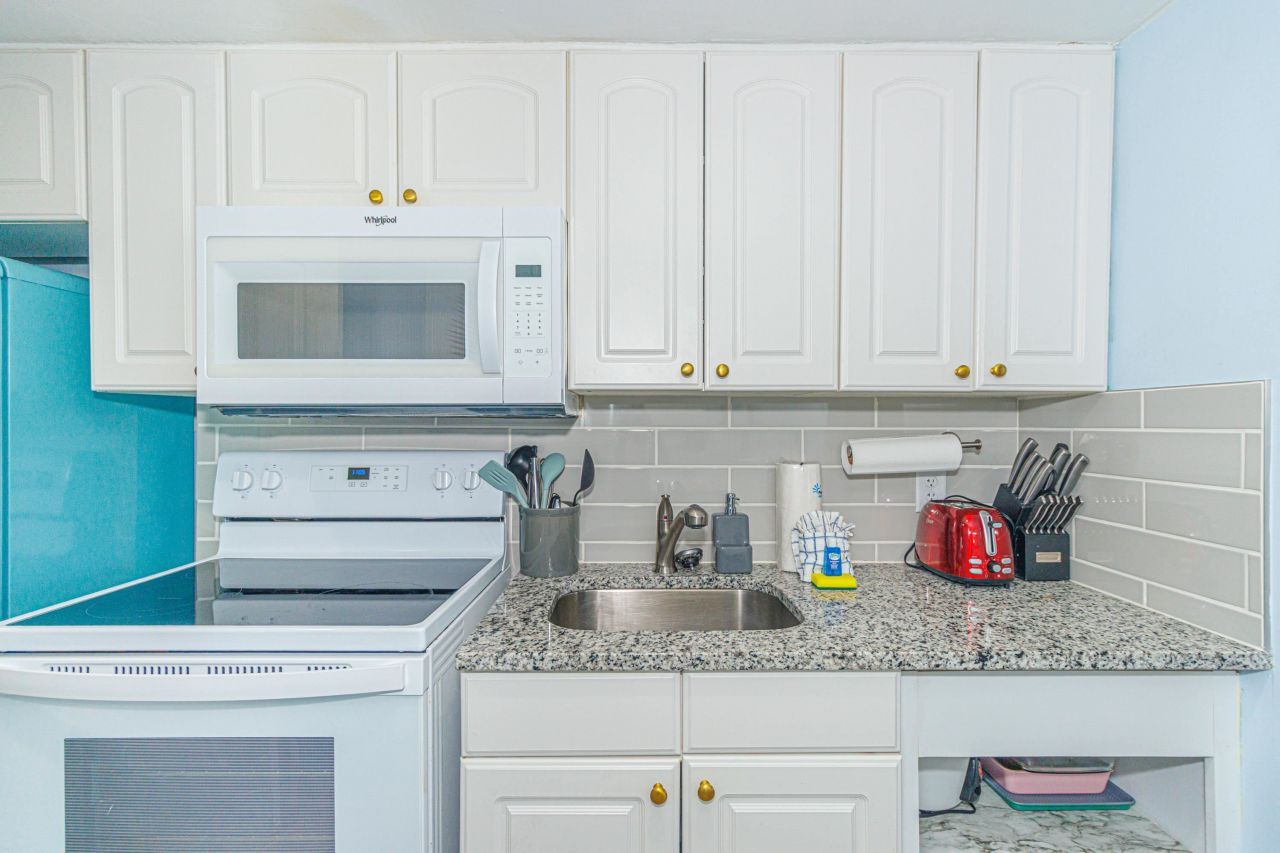 2001 S Ocean Blvd. S  Photo 13