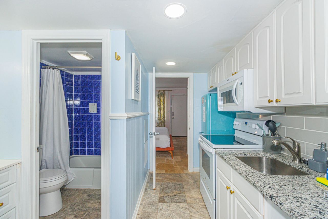 2001 S Ocean Blvd. S  Photo 15