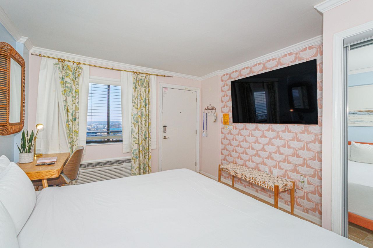 2001 S Ocean Blvd. S  Photo 18