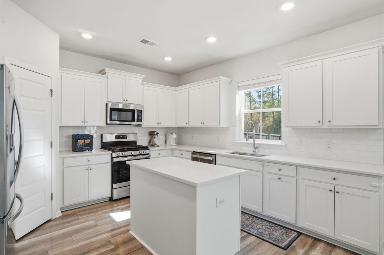 132 Red Bluff Street Photo 16