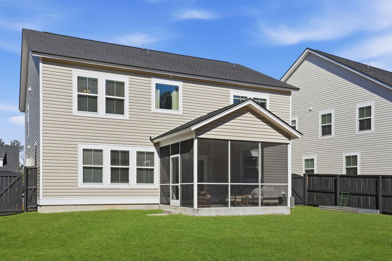 132 Red Bluff Street Photo 39