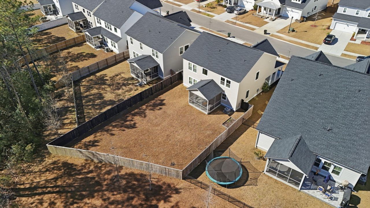 132 Red Bluff Street Photo 44