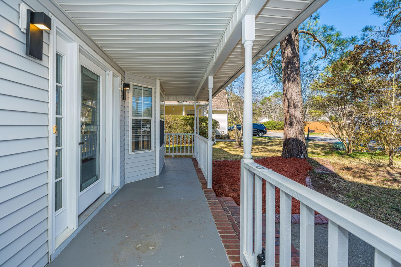 206 Lancaster Road Photo 11