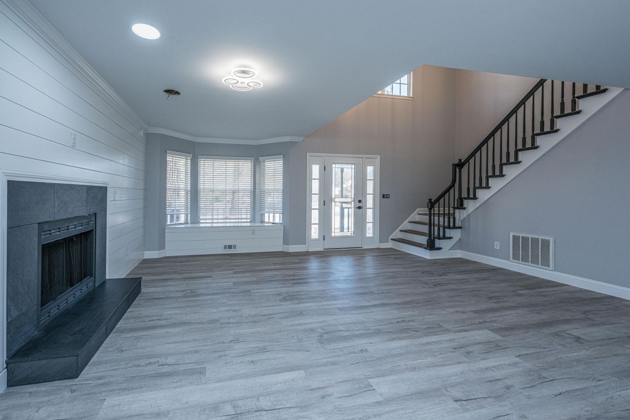 206 Lancaster Road Photo 14