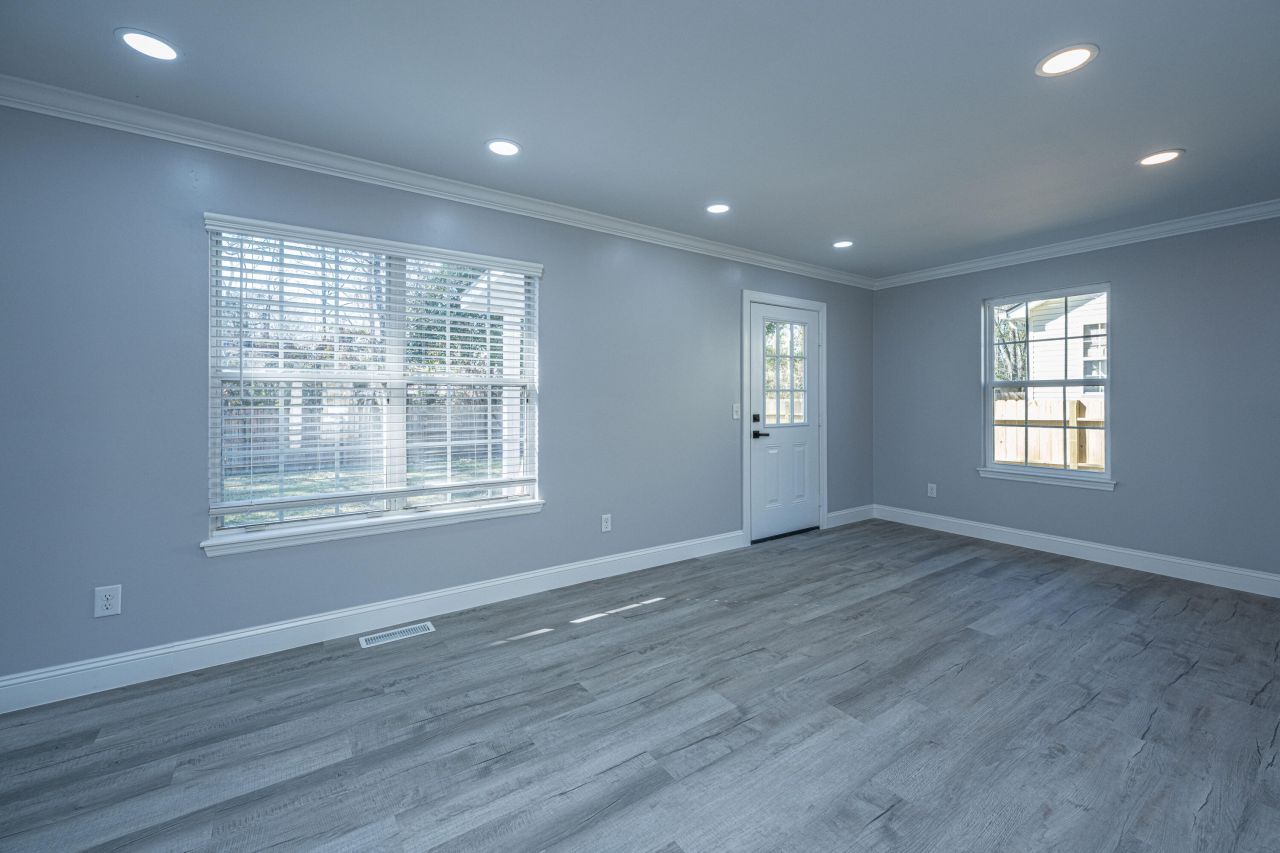 206 Lancaster Road Photo 19