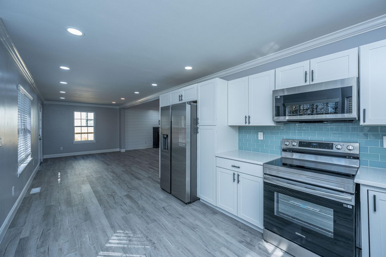 206 Lancaster Road Photo 25