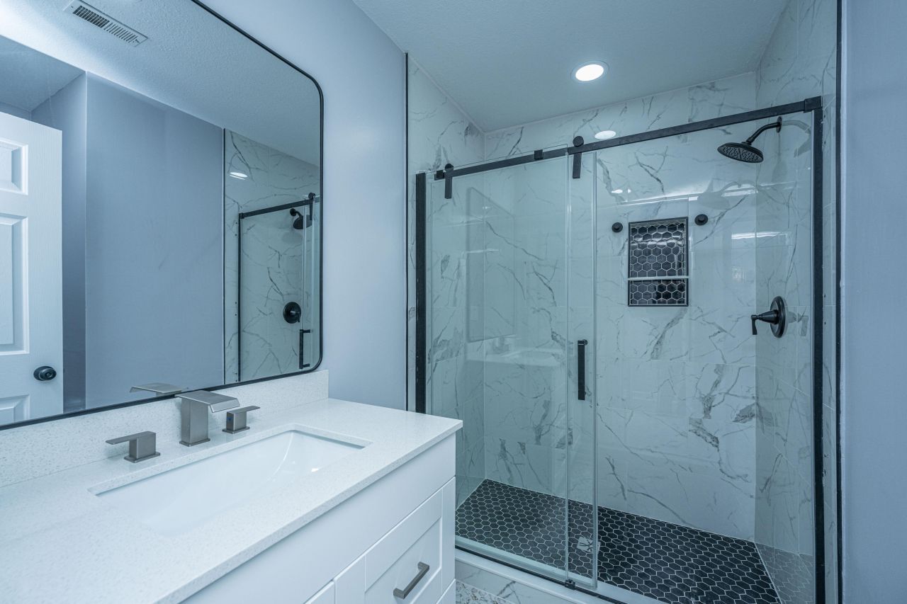 206 Lancaster Road Photo 42