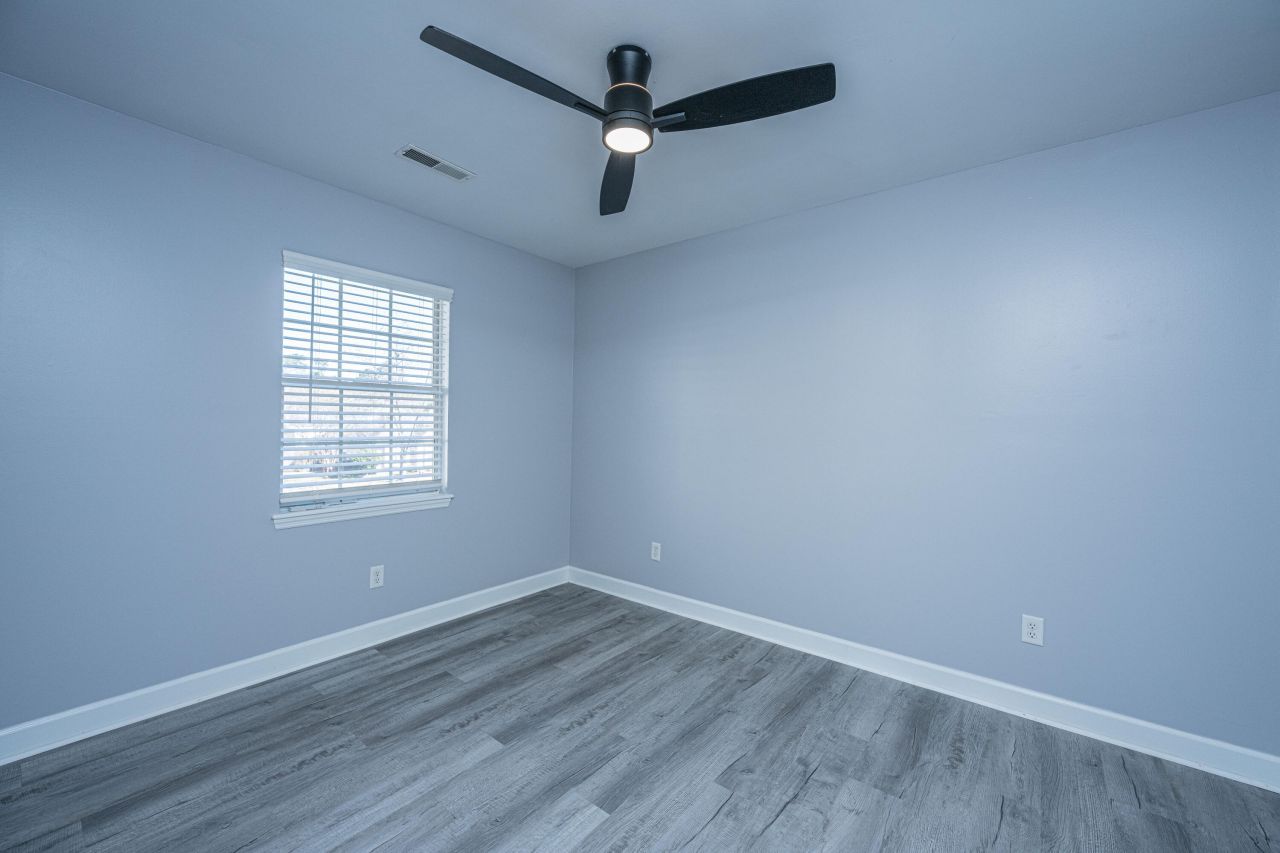 206 Lancaster Road Photo 44