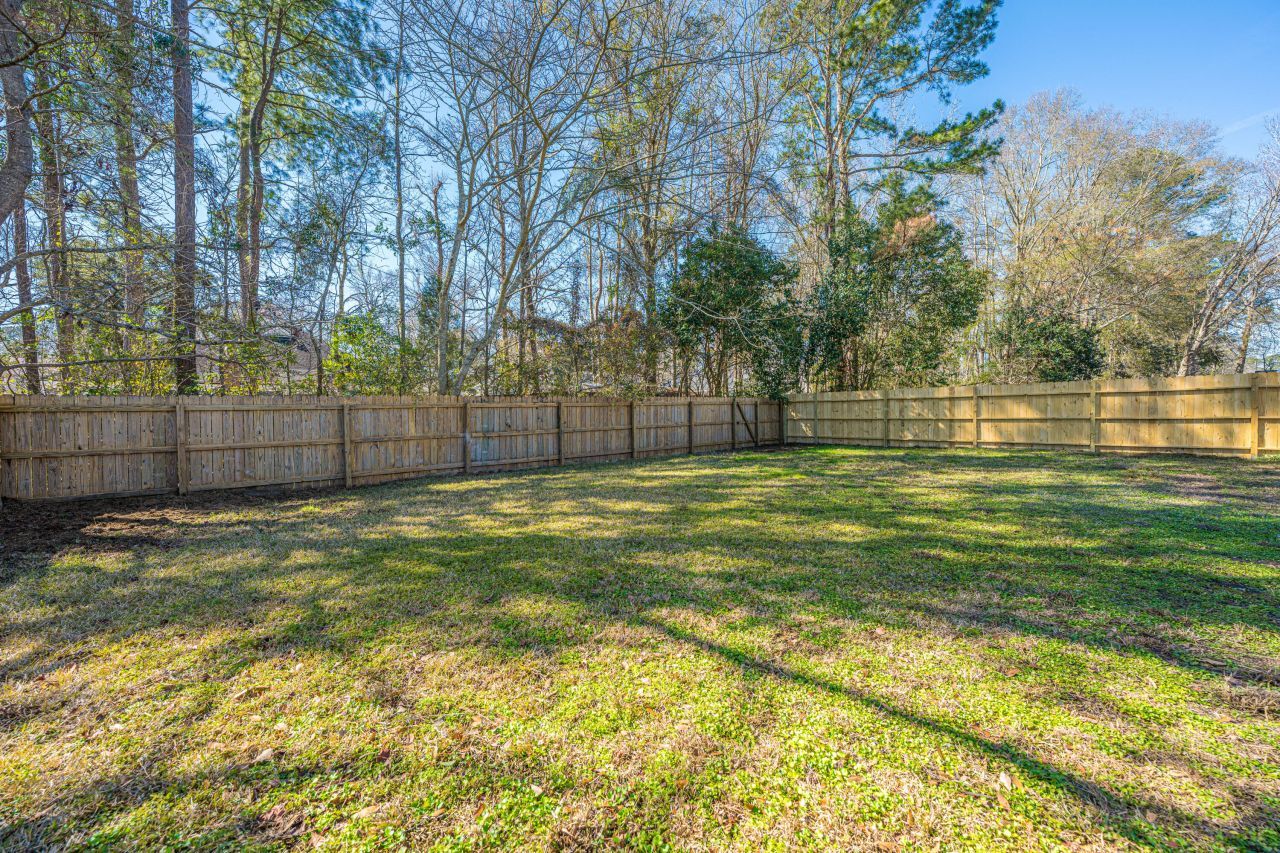 206 Lancaster Road Photo 51