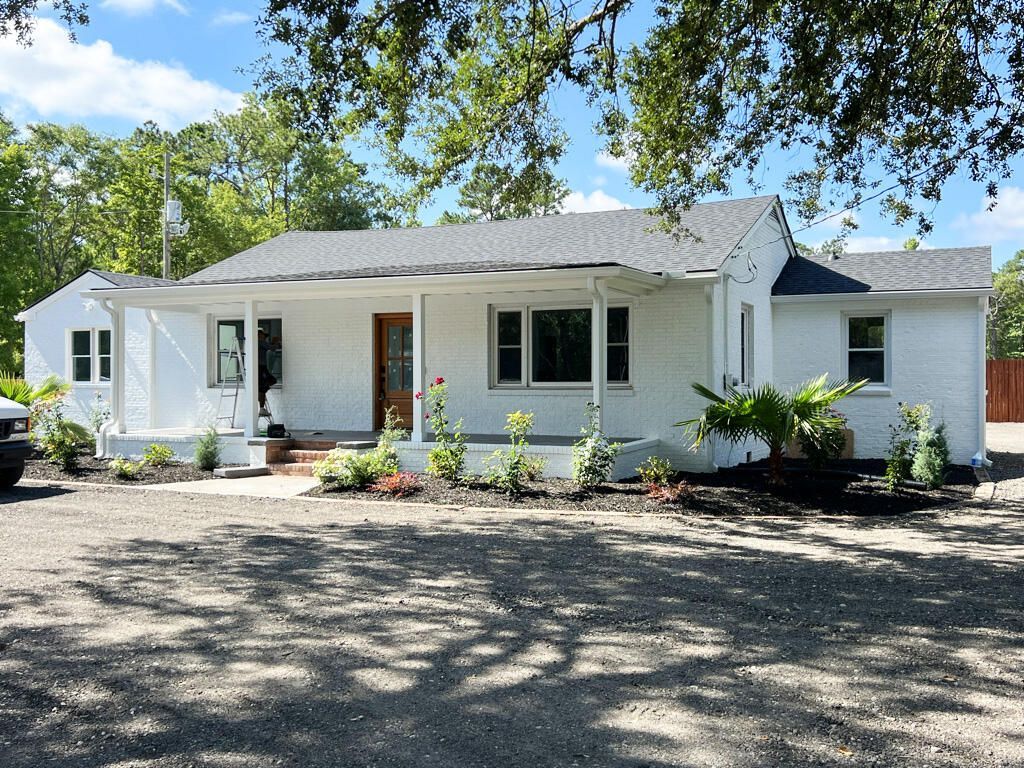 10573 Highway 78 Photo 11