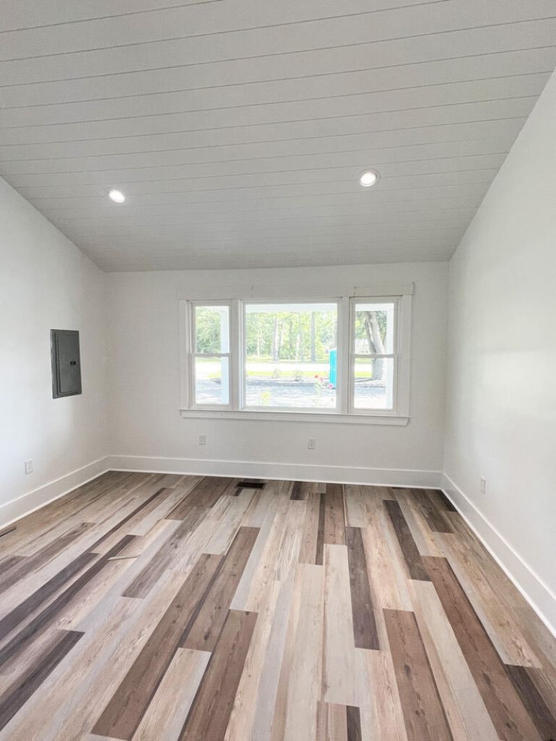 10573 Highway 78 Photo 18