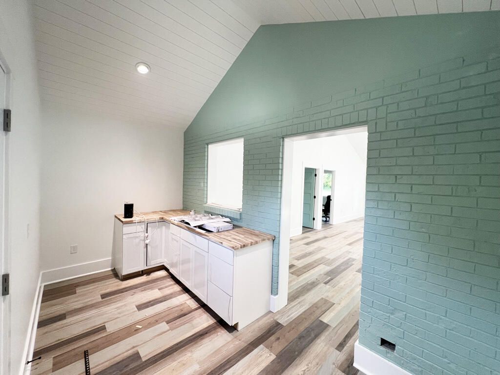 10573 Highway 78 Photo 25