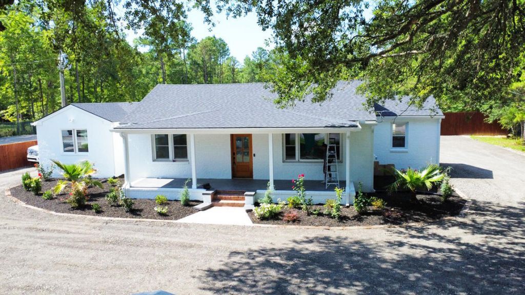 10573 Highway 78 Photo 9