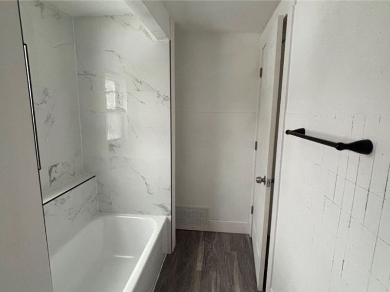 1021 La Croix Avenue, Akron, OH 44307 Photo 19