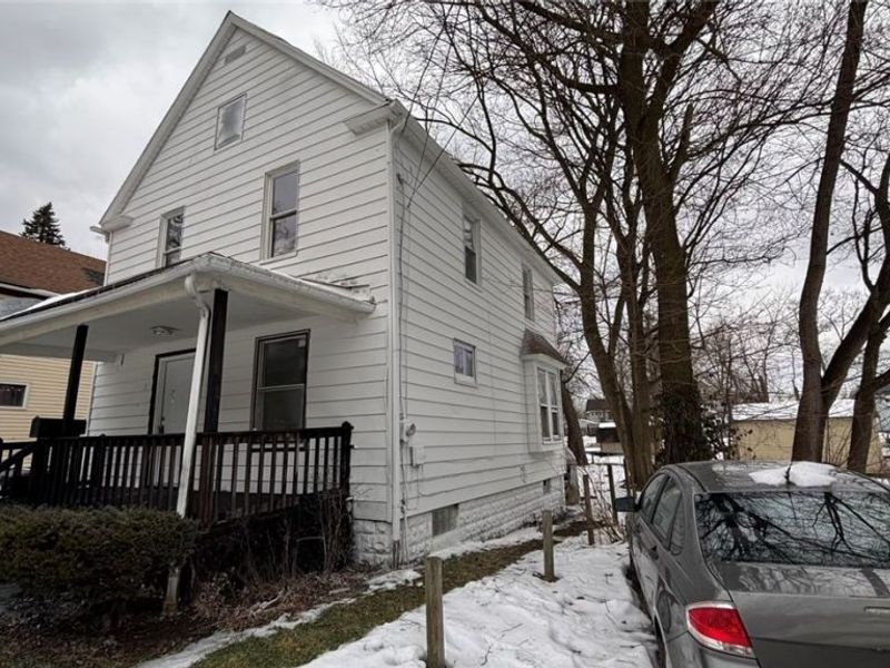 1021 La Croix Avenue, Akron, OH 44307 Photo 2