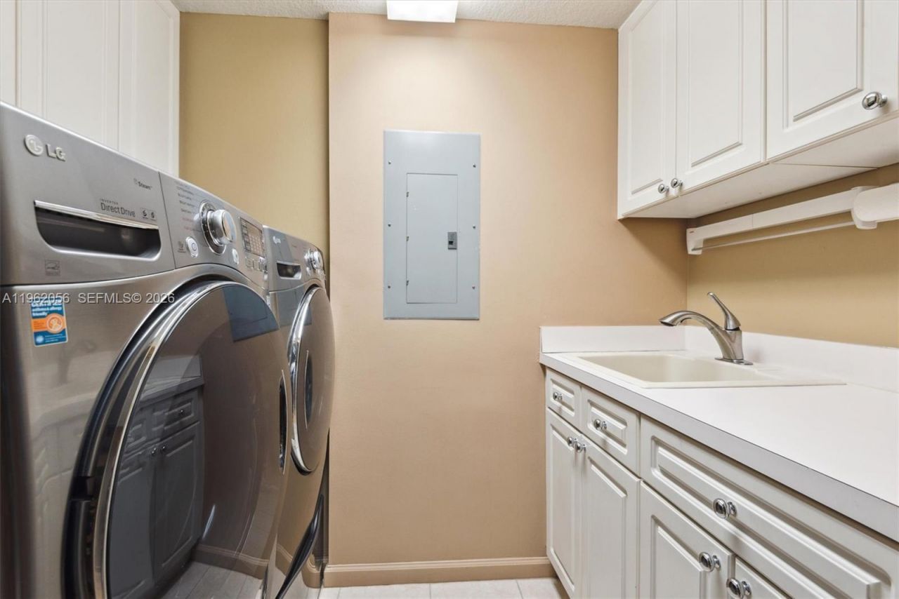 6051 N Ocean Dr, Unit 602, Hollywood, FL 33019 Photo