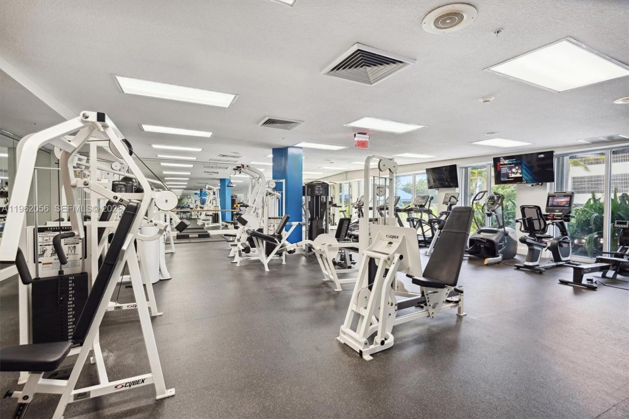 6051 N Ocean Dr, Unit 602, Hollywood, FL 33019 Photo