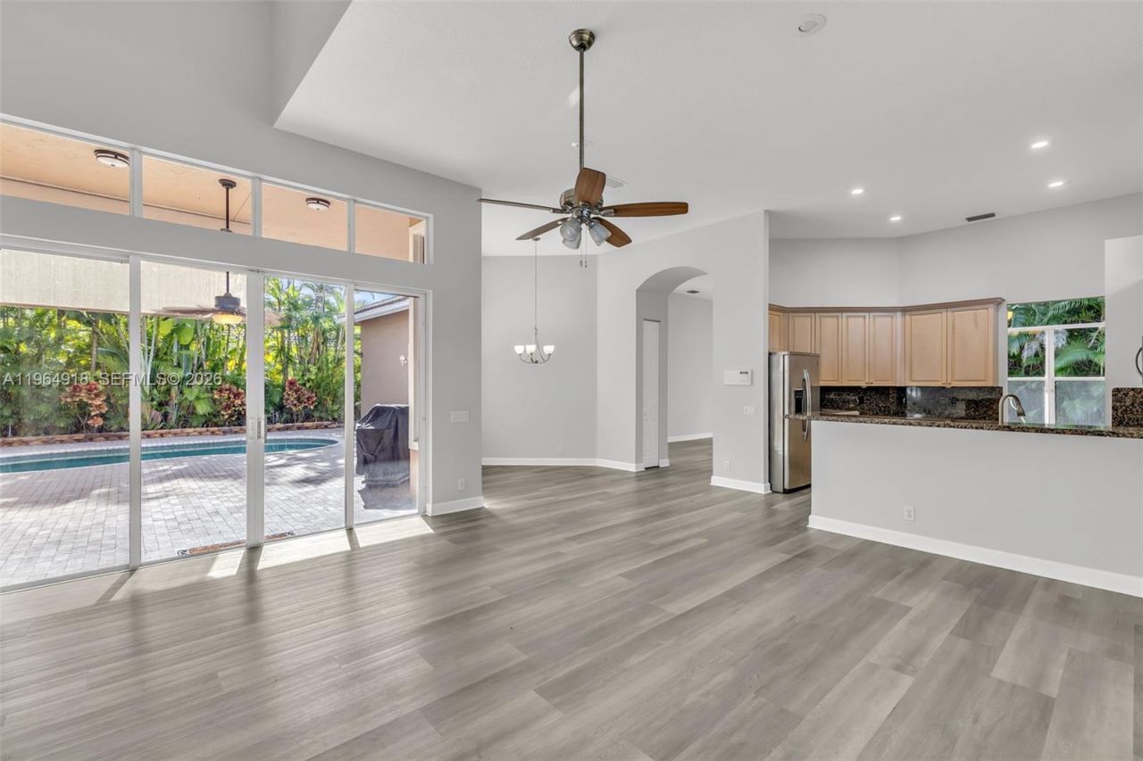 558 NW 118th Ave , Coral Springs, FL 33071 Photo