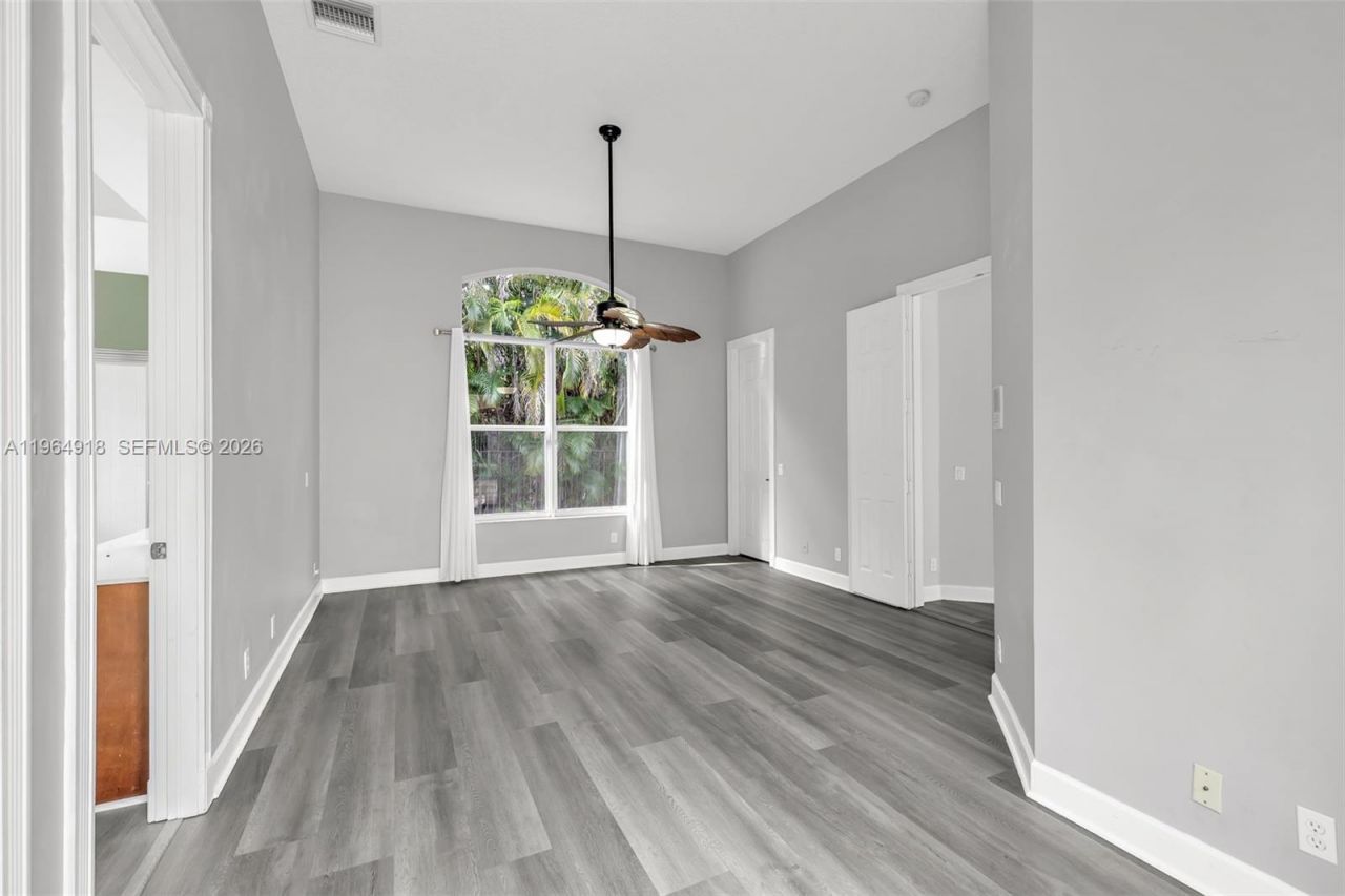 558 NW 118th Ave , Coral Springs, FL 33071 Photo