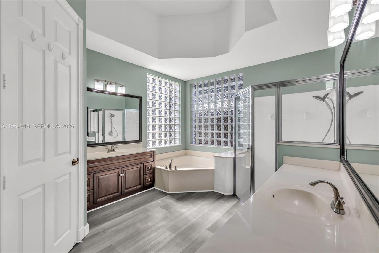 558 NW 118th Ave , Coral Springs, FL 33071 Photo