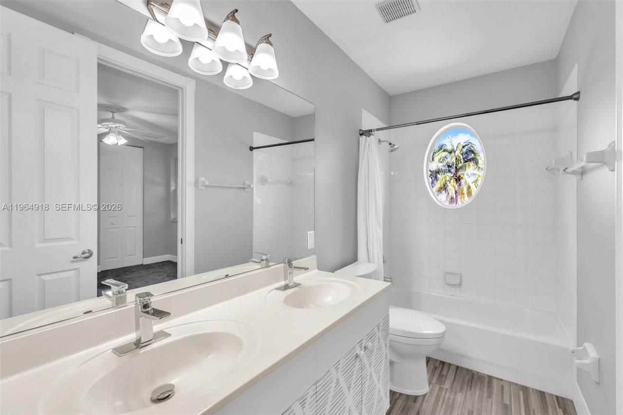 558 NW 118th Ave , Coral Springs, FL 33071 Photo