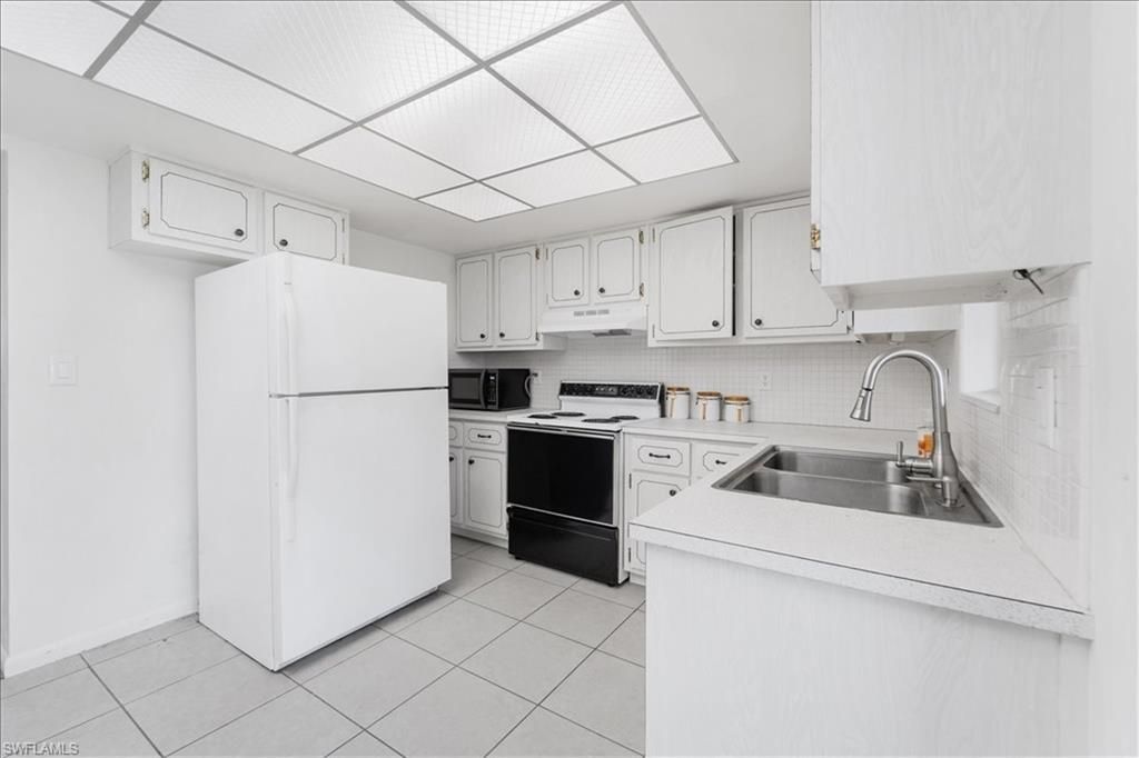 339 Joel Blvd , Unit 121, Lehigh Acres, FL 33936 Photo