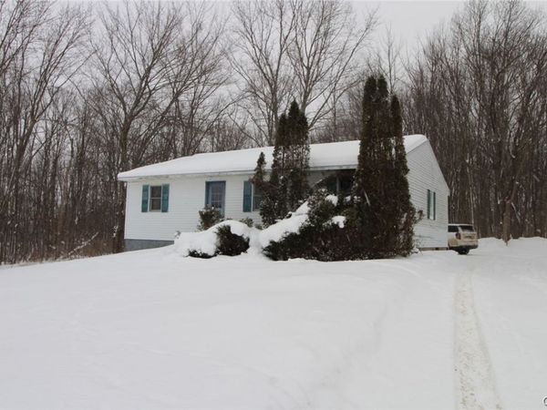 1564 County Route 12, Central Square, NY 13036
