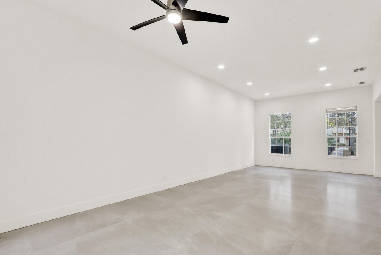 2601 NW 7th Street, Unit 2601, Boynton Beach, FL 33426 Photo