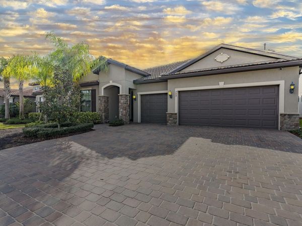 744 SE Villandry Way, Port Saint Lucie, FL 34983