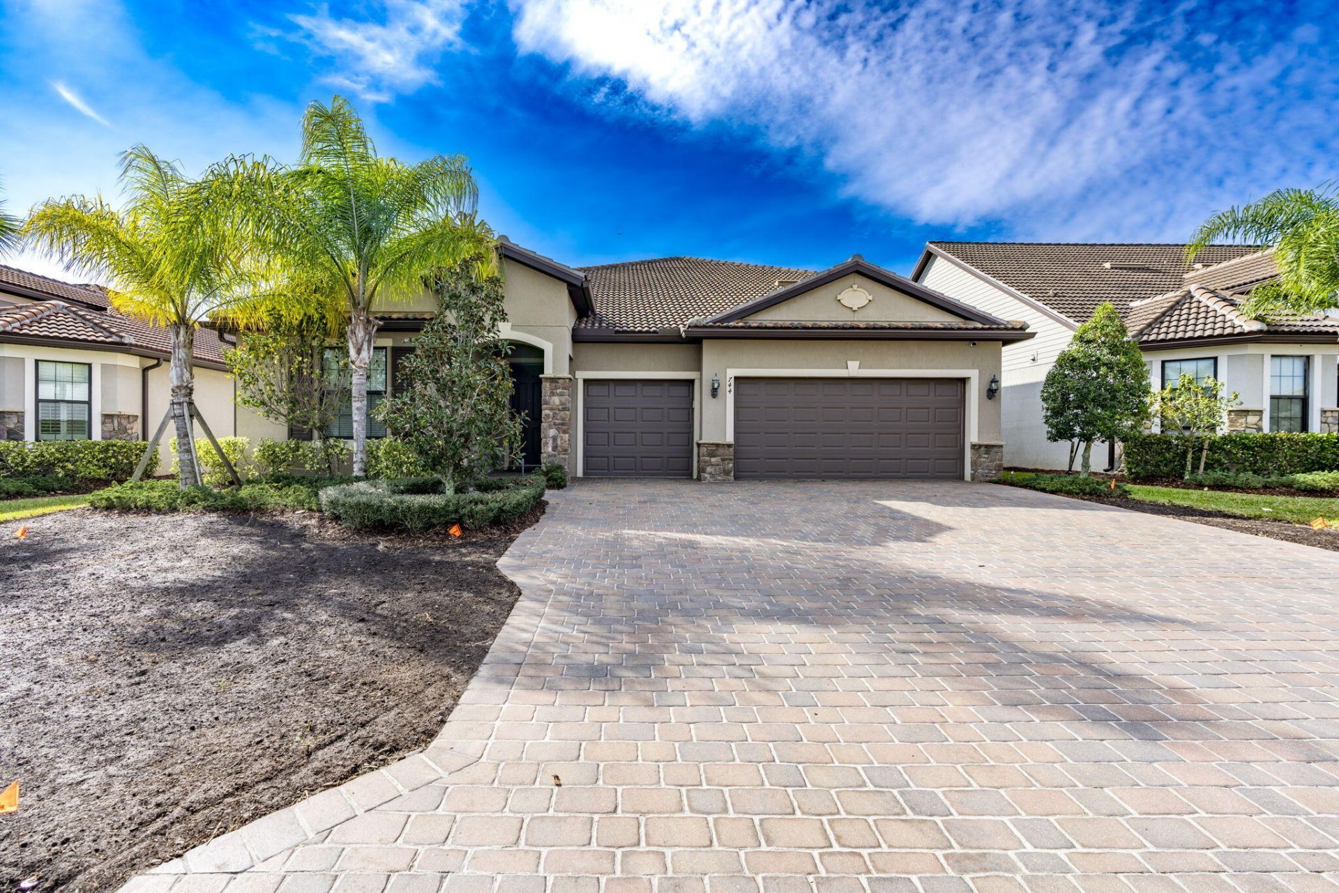 744 SE Villandry Way, Port Saint Lucie, FL 34983 Photo