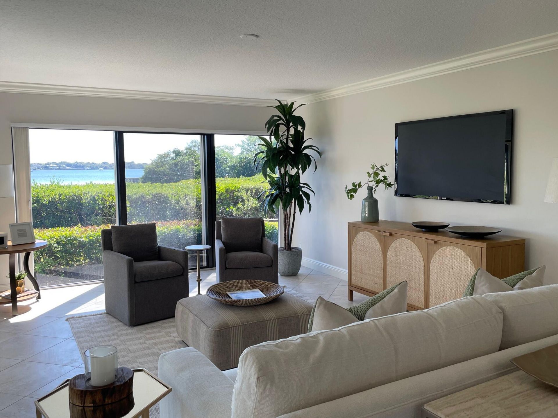 1660 Twelve Oaks Way, Unit 106 & 50 F, North Palm Beach, FL 33408 Photo