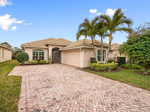 1652 NW Old Oak Terrace, Jensen Beach, FL 34957